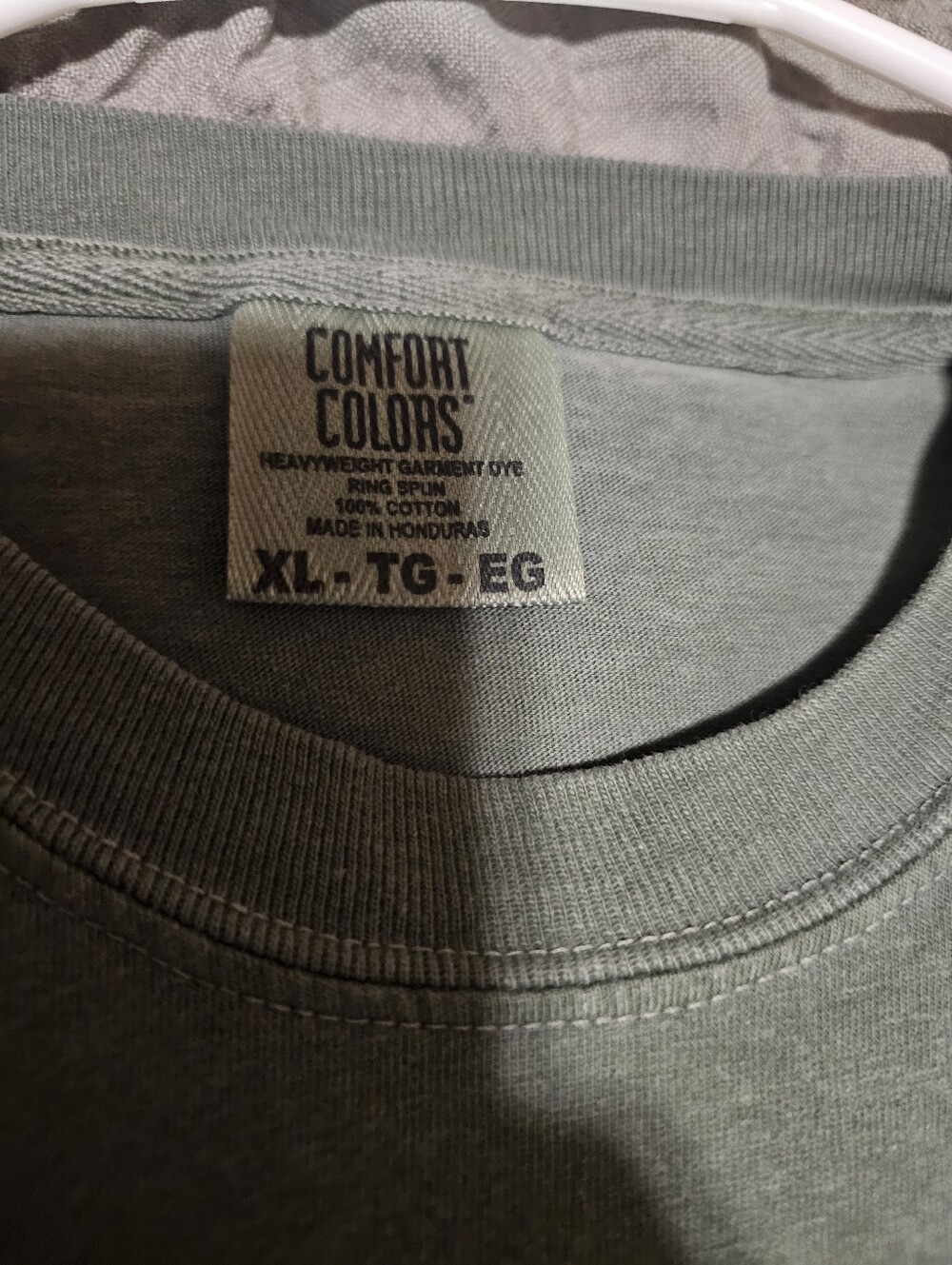 Comfort Colors Size Xl Tshirt - Picture 3 of 4